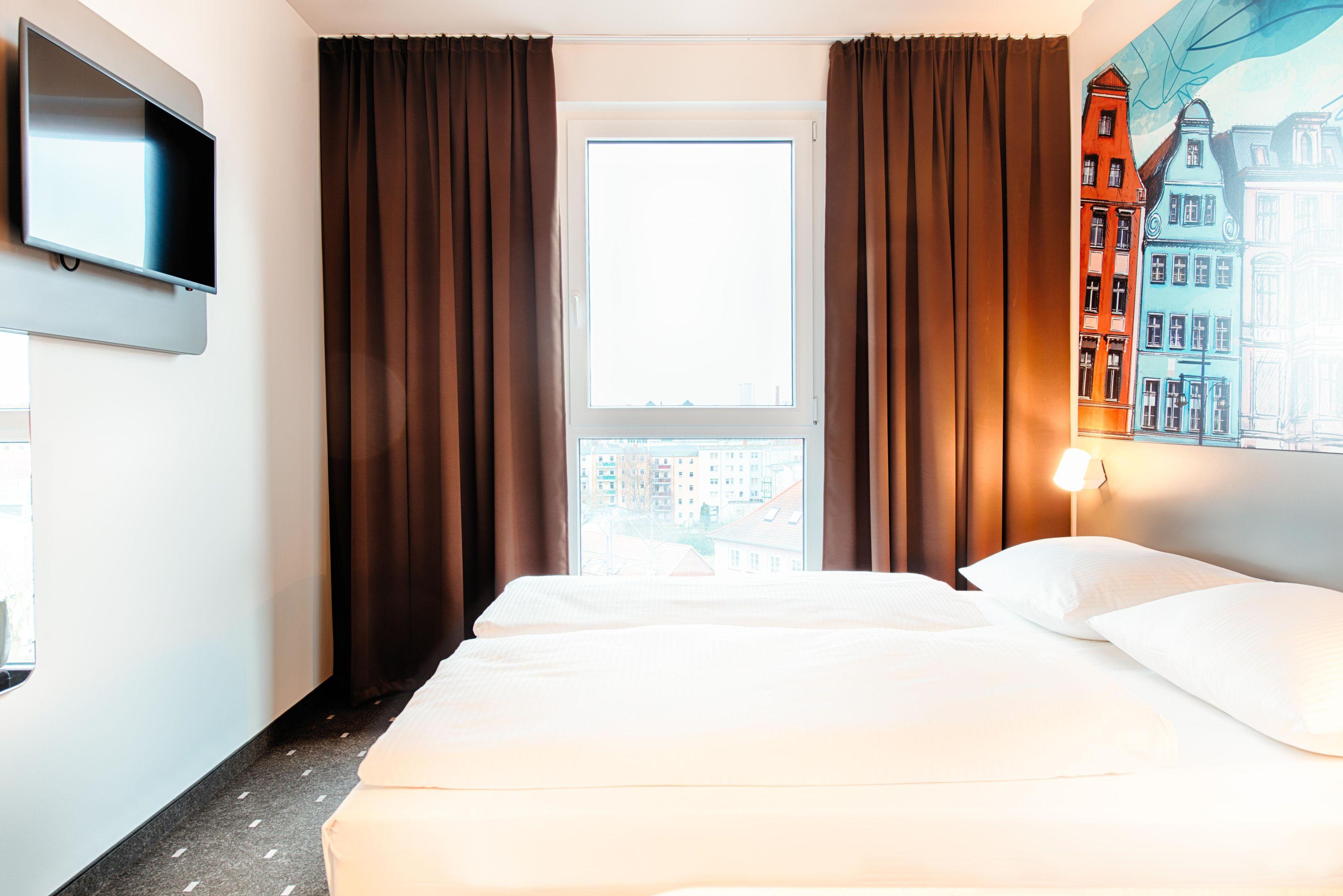 B&B Hotel Rostock City-West Экстерьер фото